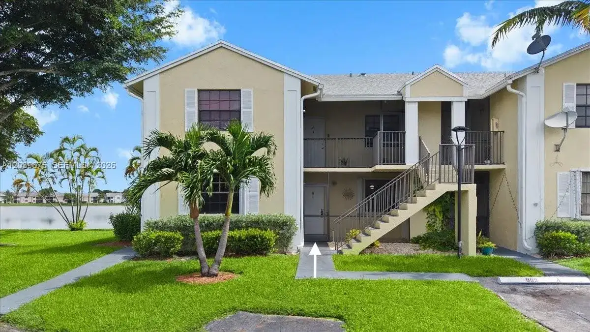 999 Hamilton Dr # 999B, Homestead FL 33034 photo 2