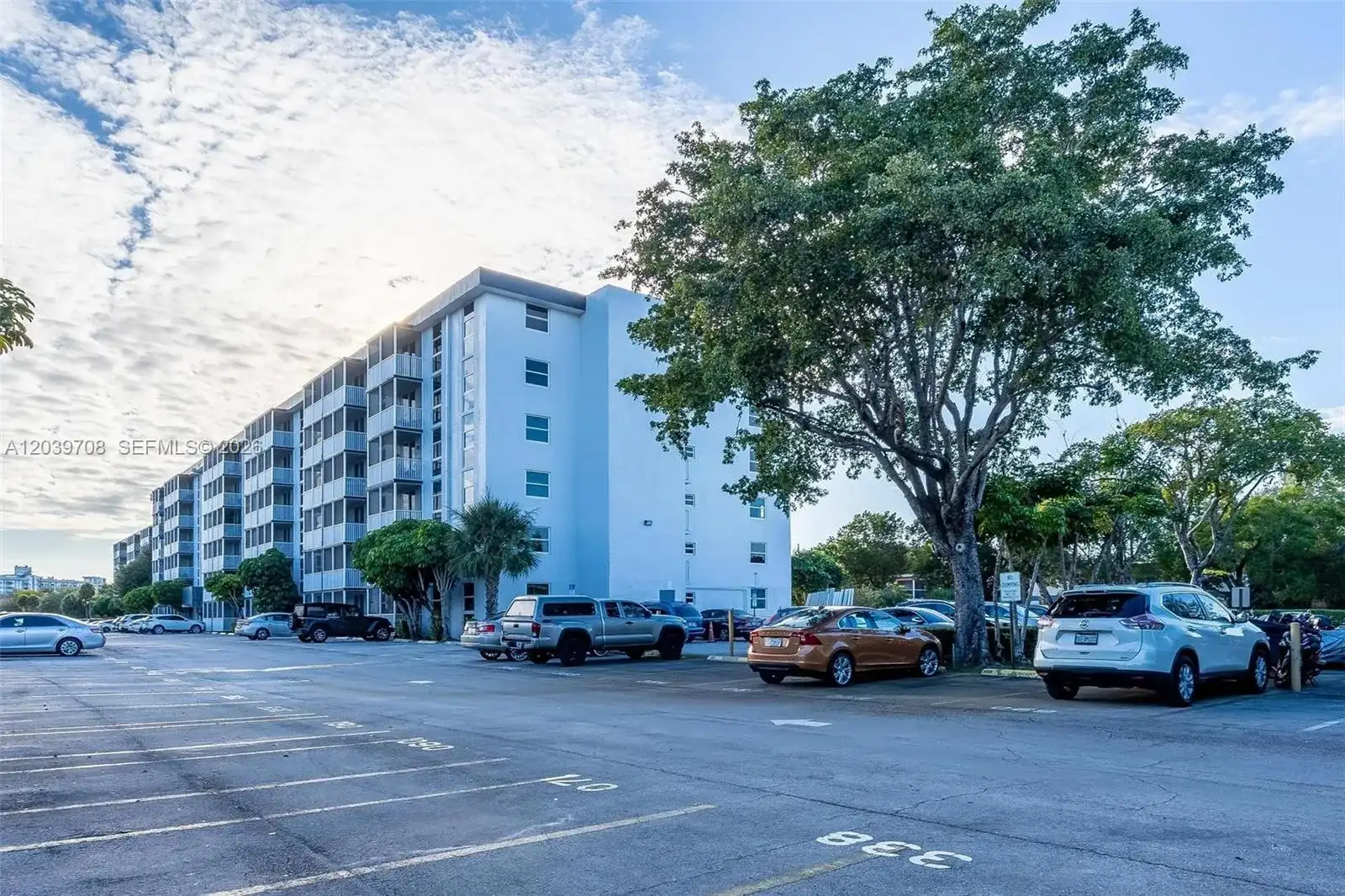 16851 NE 23rd Ave # A308, North Miami Beach FL 33160