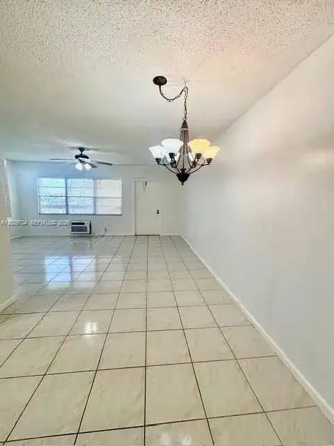 202 Mansfield, Boca Raton FL 33434 photo 3