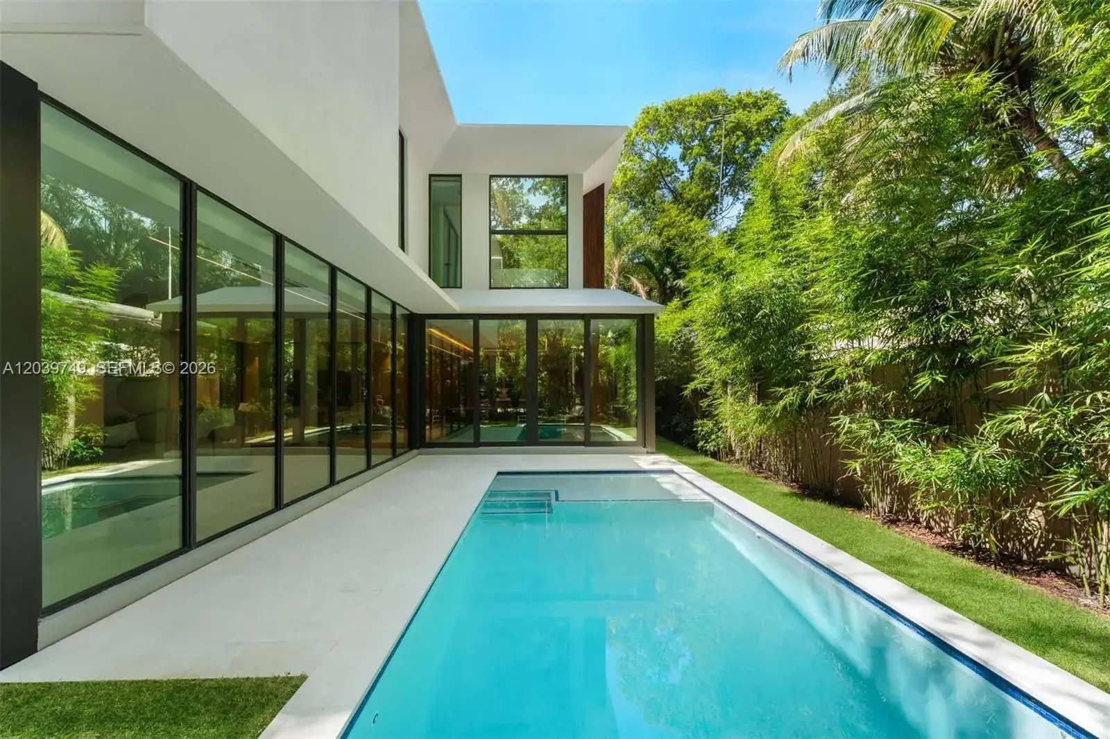 3579 Avocado Ave, Miami FL 33133 photo 3