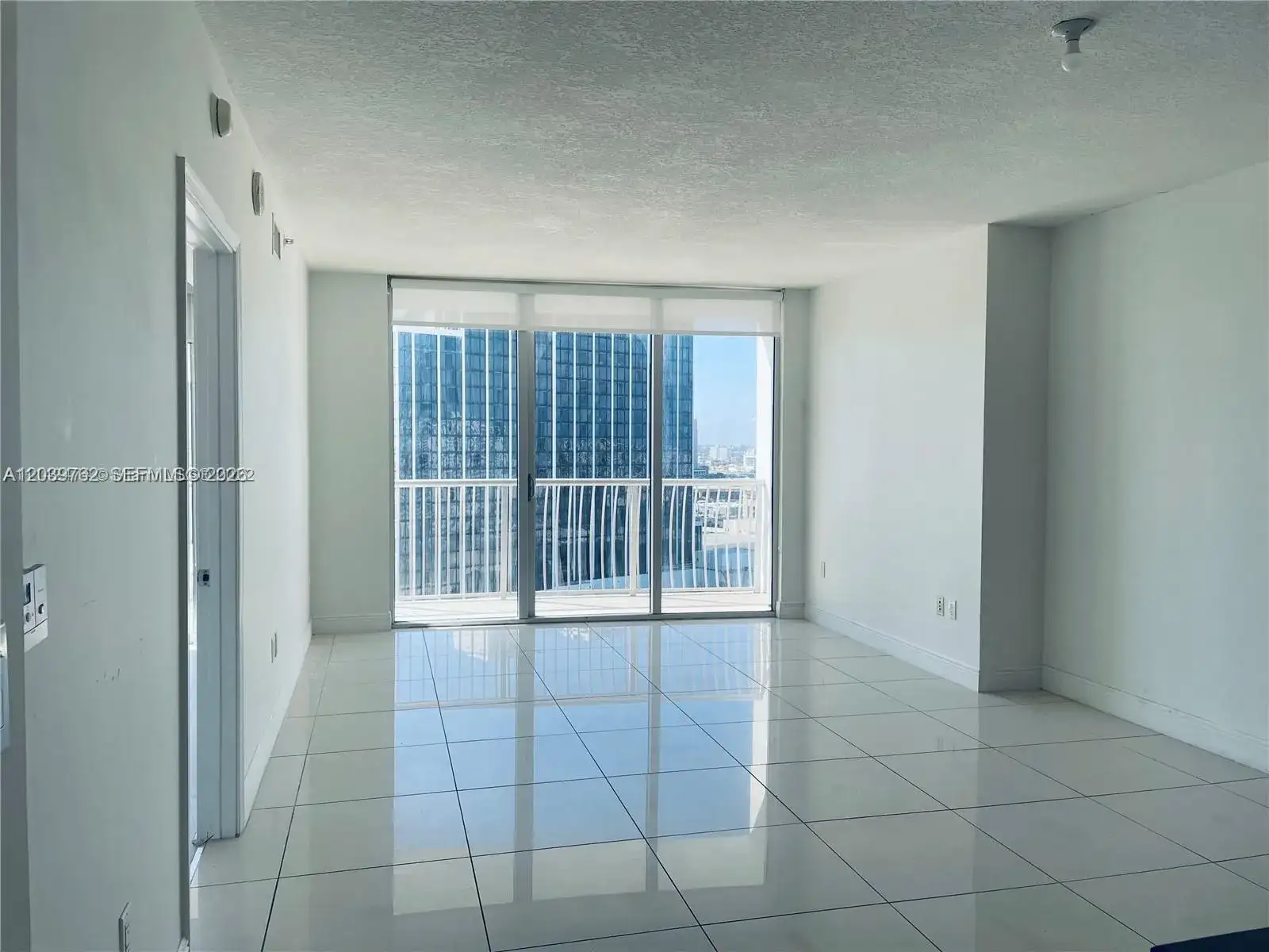 1750 N Bayshore Dr # 2112, Miami FL 33132 photo 4