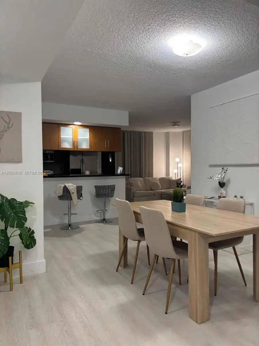 601 NE 23rd St # 806, Miami FL 33137 photo 4