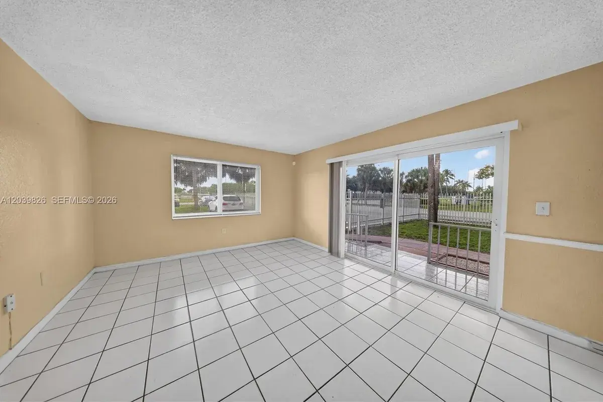 505 NW 177th St # 103, Miami Gardens FL 33169