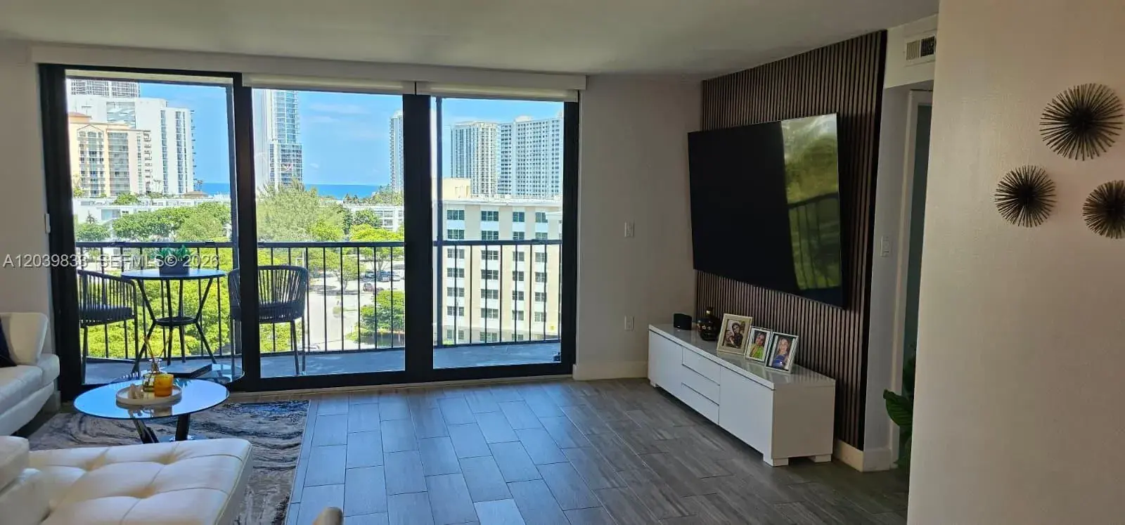 17600 N Bay Rd # N906, Sunny Isles Beach FL 33160