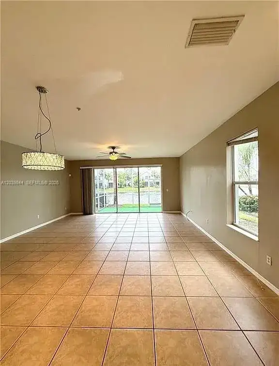 15498 Marcello Cir, Naples FL 34110 photo 5