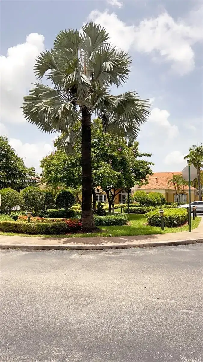 7350 NW 114th Ave # 103, Doral FL 33178 photo 3