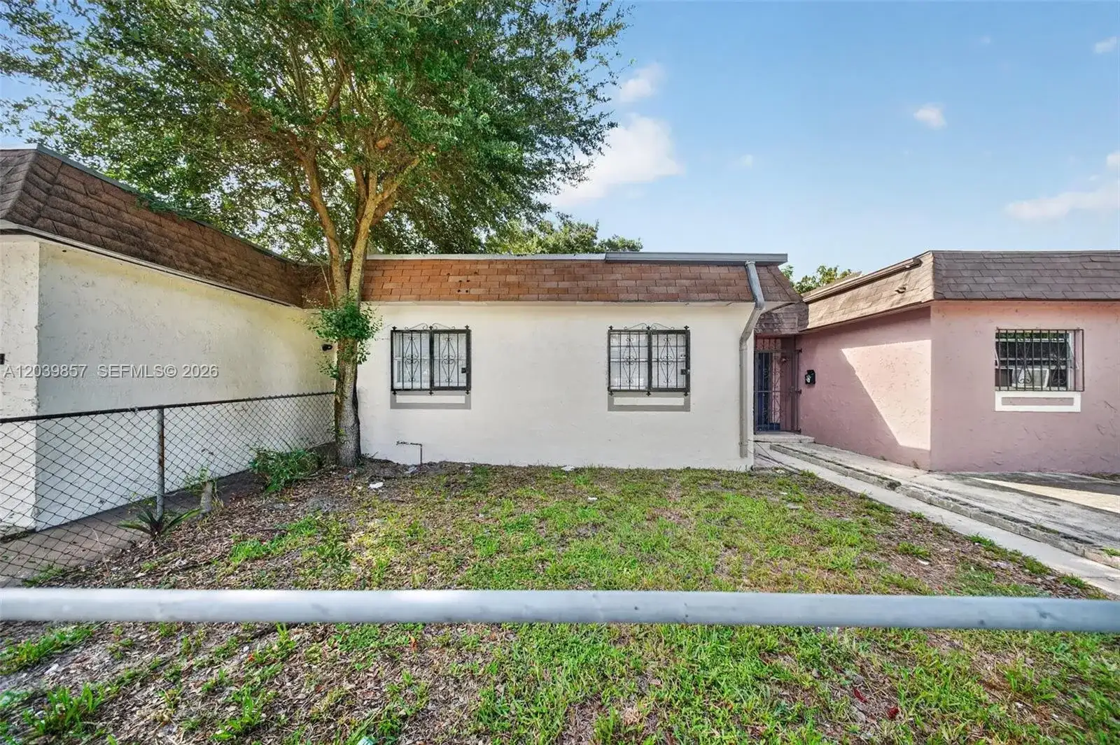 3856 NW 207 ST RD, Miami Gardens FL 33055 photo 2