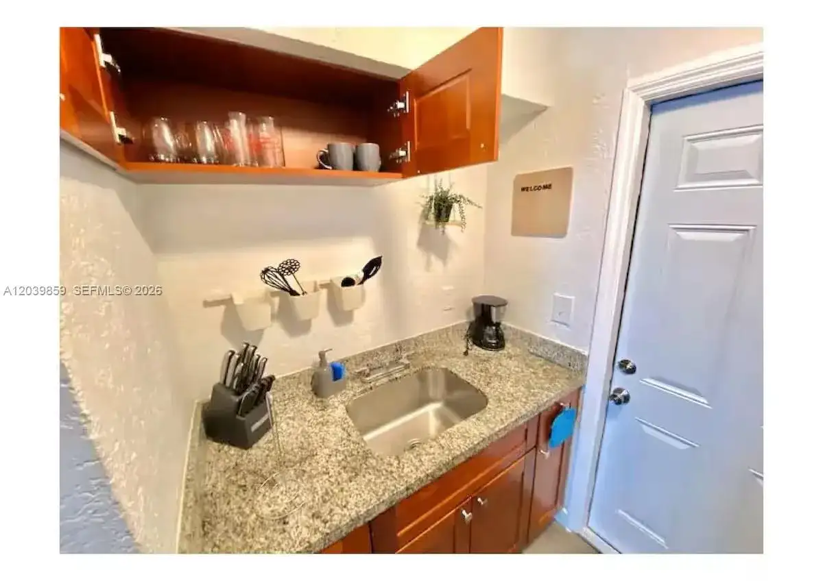 7638 N Miami Ave # 2, Miami FL 33150 photo 5