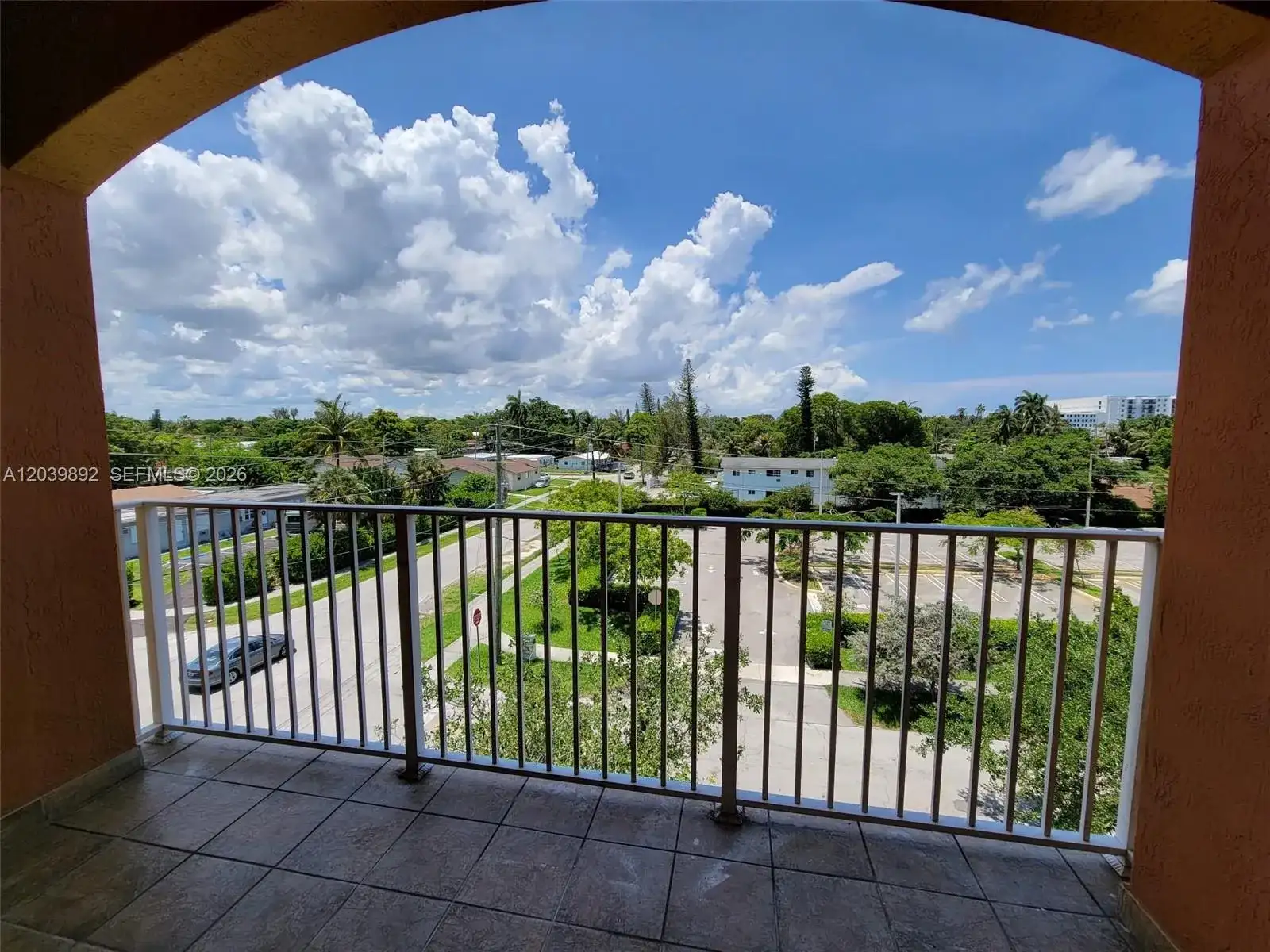 1300 NE 109th St # 405, Miami FL 33161 photo 2