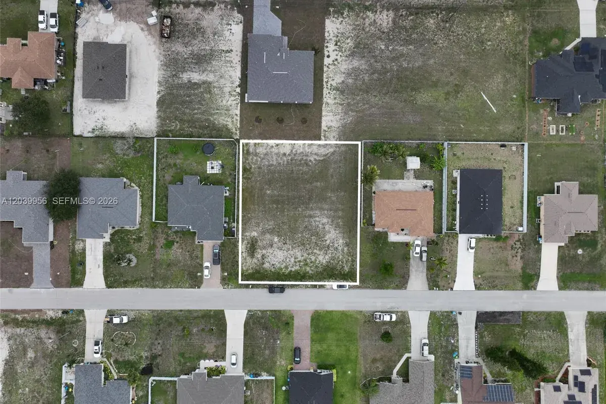 530 NW 23RD TER, Cape Coral FL 33993