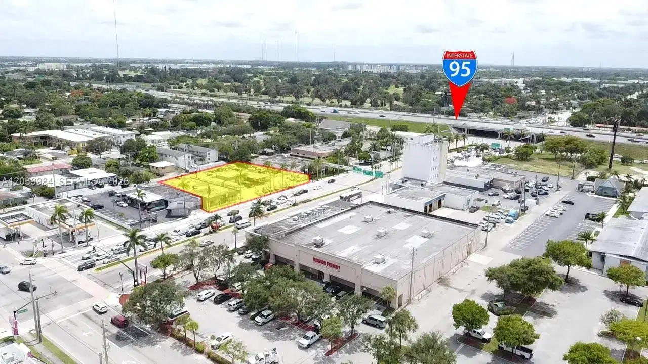 2828 Hollywood Blvd, Hollywood FL 33020 photo 2