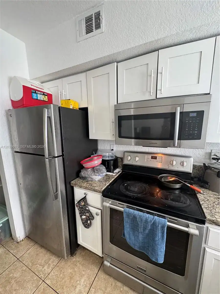 8456 NW 4th Ct # 8456, Miami FL 33150 photo 5