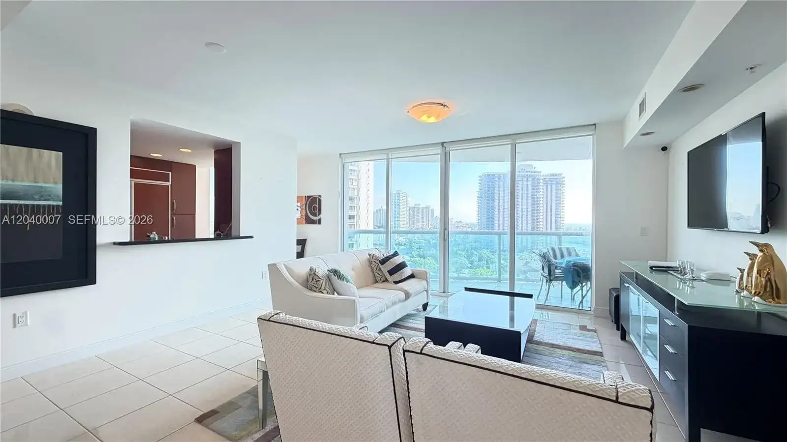 19400 Turnberry Way # 1131, Aventura FL 33180