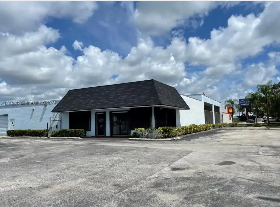 1771 S State Road 7, Fort Lauderdale FL 33317