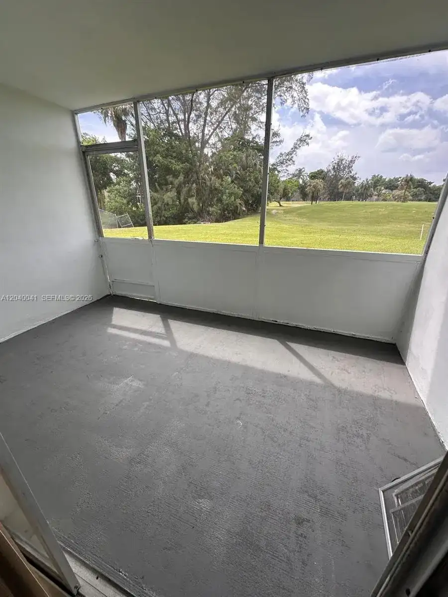 1035 Country Club Dr # 102, Margate FL 33063 photo 3