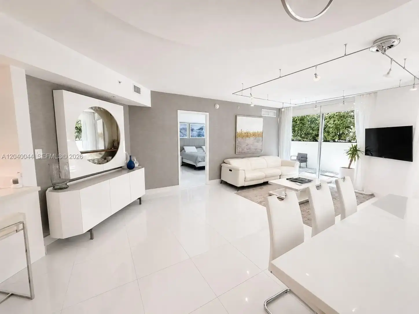 200 Sunny Isles Blvd, Sunny Isles Beach FL 33160