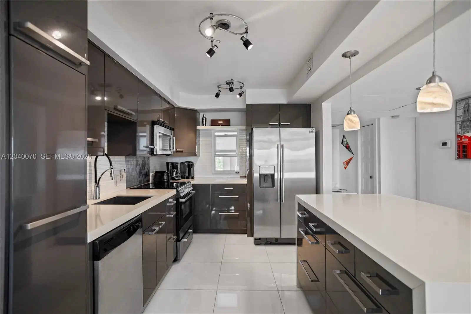 3050 N Palm Aire Dr # 710, Pompano Beach FL 33069