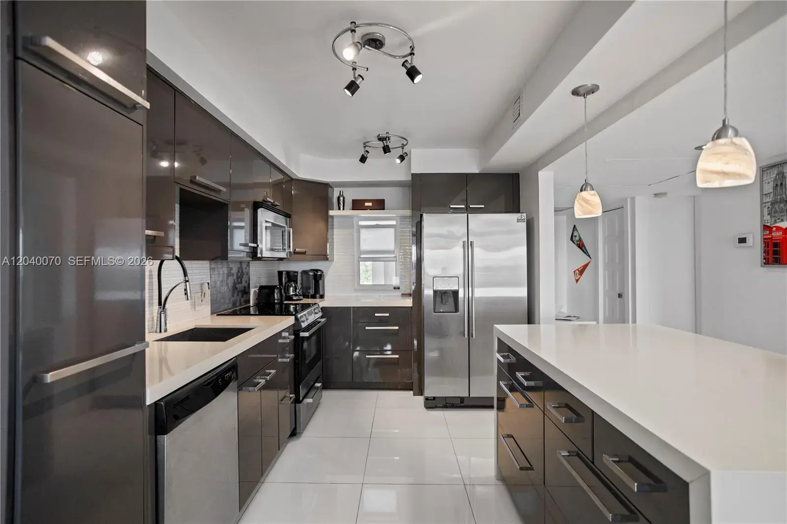 3050 N Palm Aire Dr # 710, Pompano Beach FL 33069