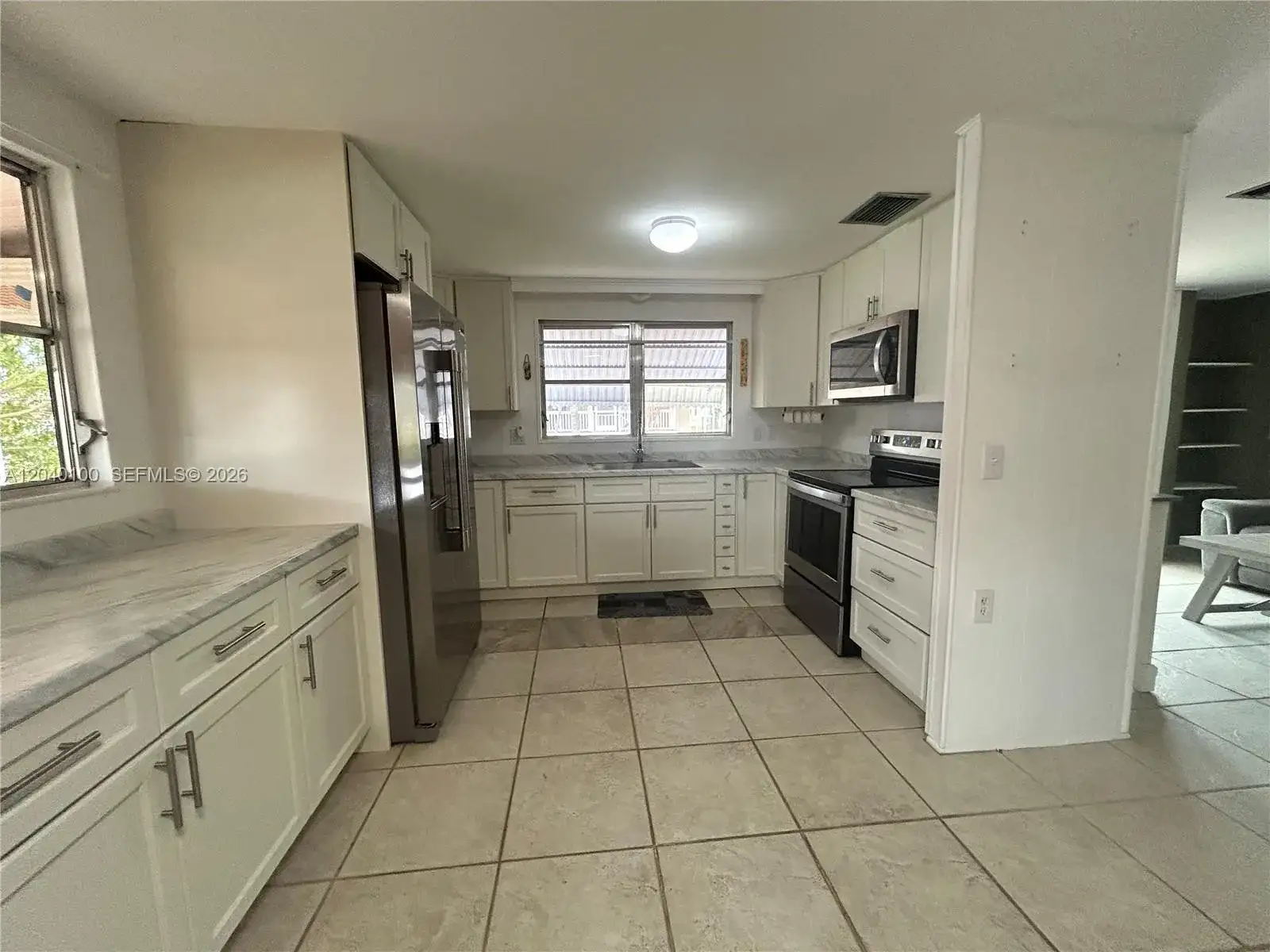 2341 SW 84th Ave, Davie FL 33324 photo 3