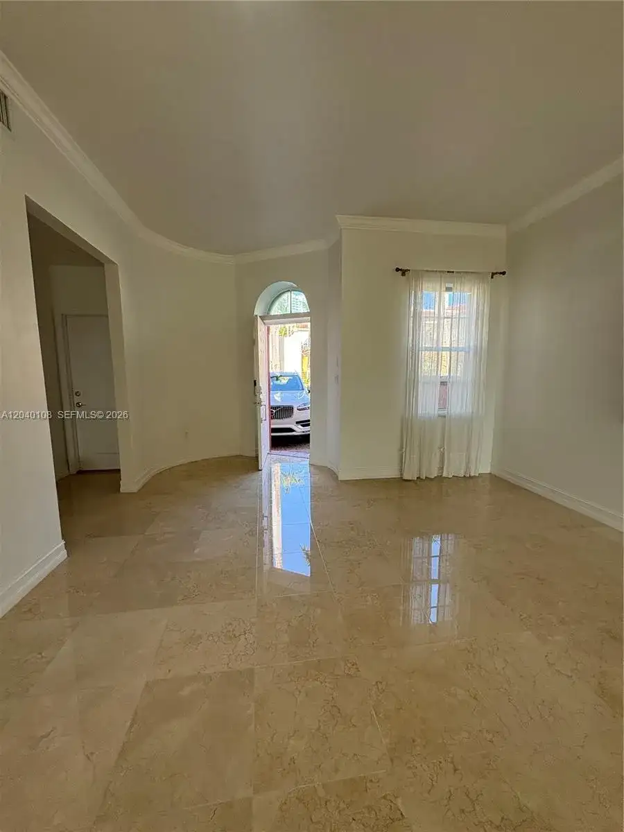 18410 NE 30th Ave # 18410, Aventura FL 33160 photo 3
