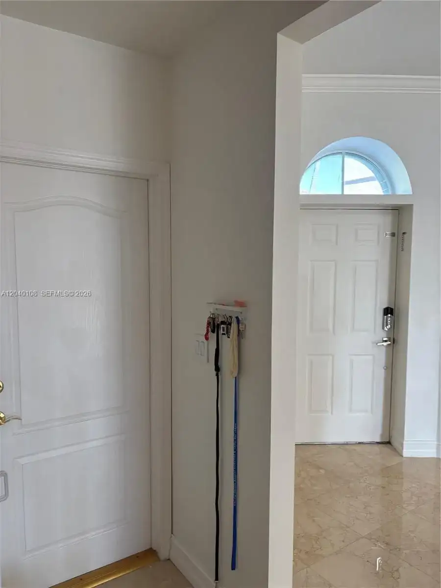 18410 NE 30th Ave # 18410, Aventura FL 33160 photo 5