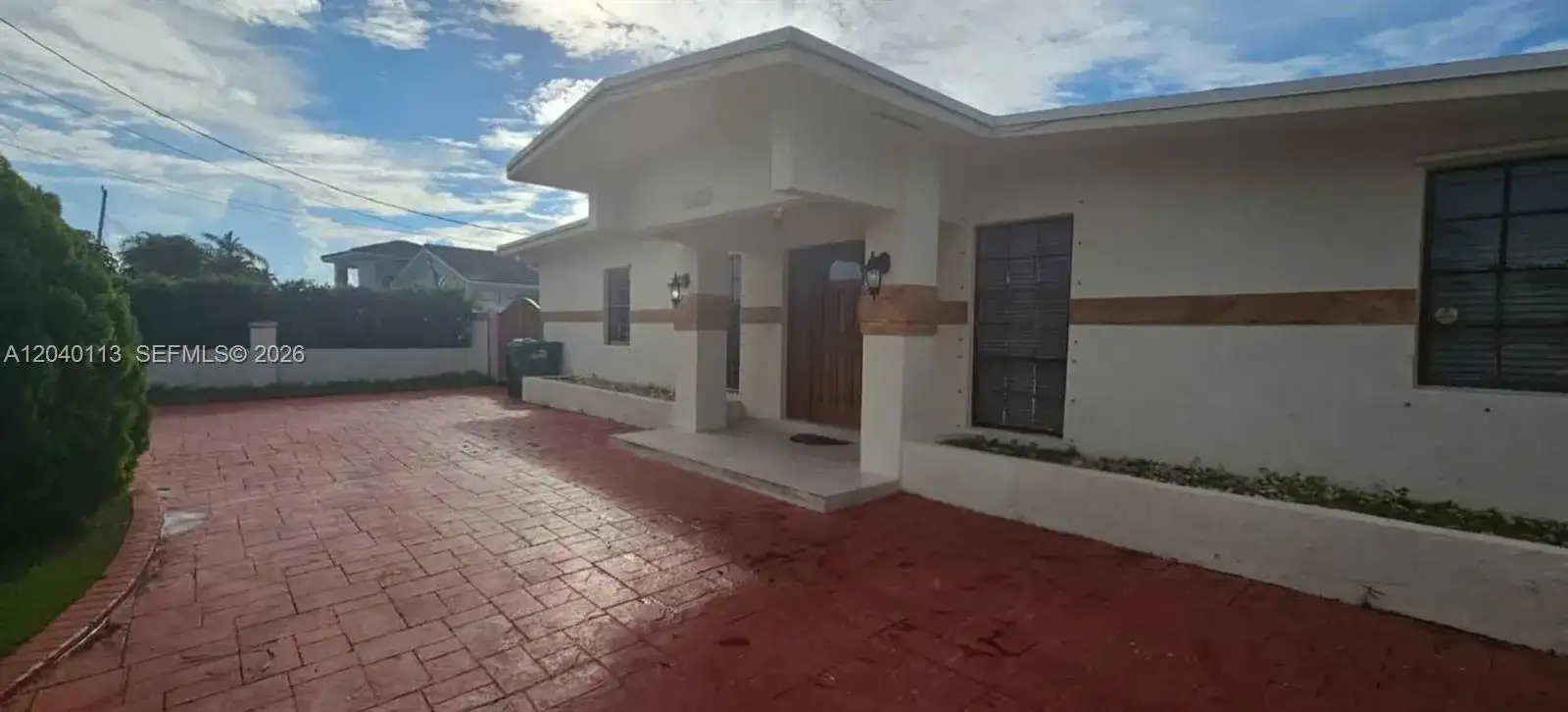 11470 SW 57th Ter, Miami FL 33173 photo 2