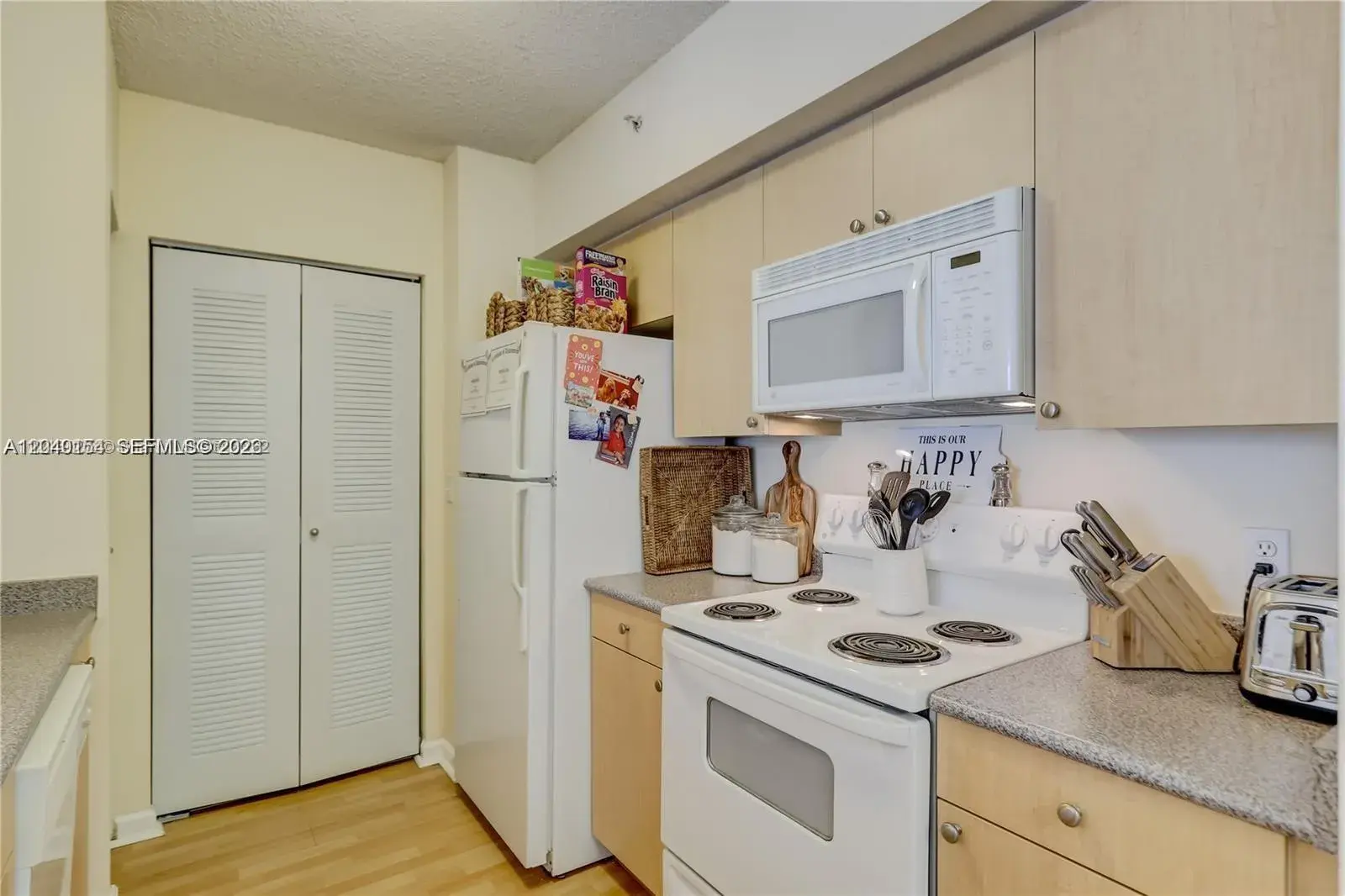 1919 Van Buren St # 620A, Hollywood FL 33020