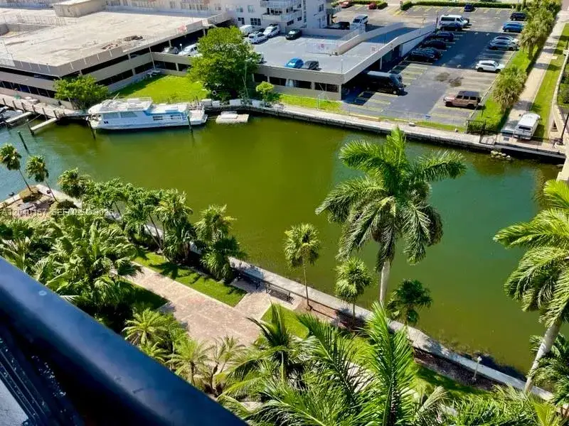 17150 N Bay Rd # 2912, Sunny Isles Beach FL 33160