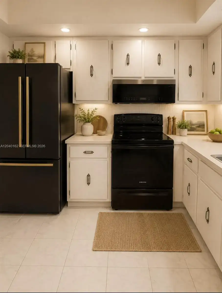 600 Three Islands Blvd # 1015, Hallandale Beach FL 33009 photo 2