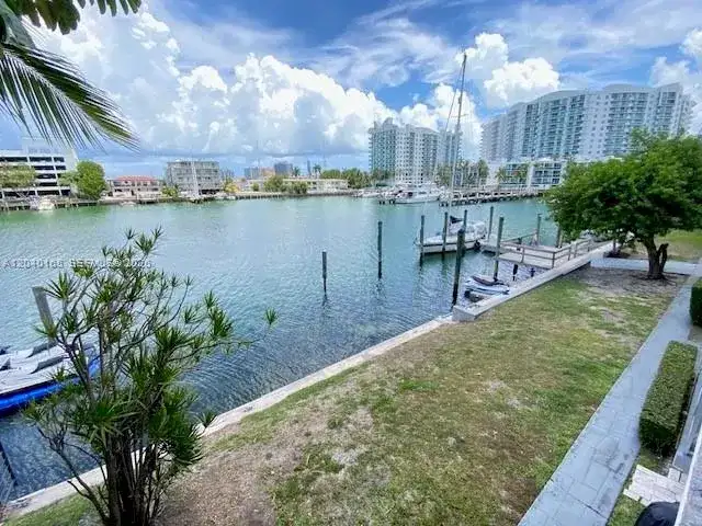 7925 West Dr # 12, North Bay Village FL 33141 photo 5