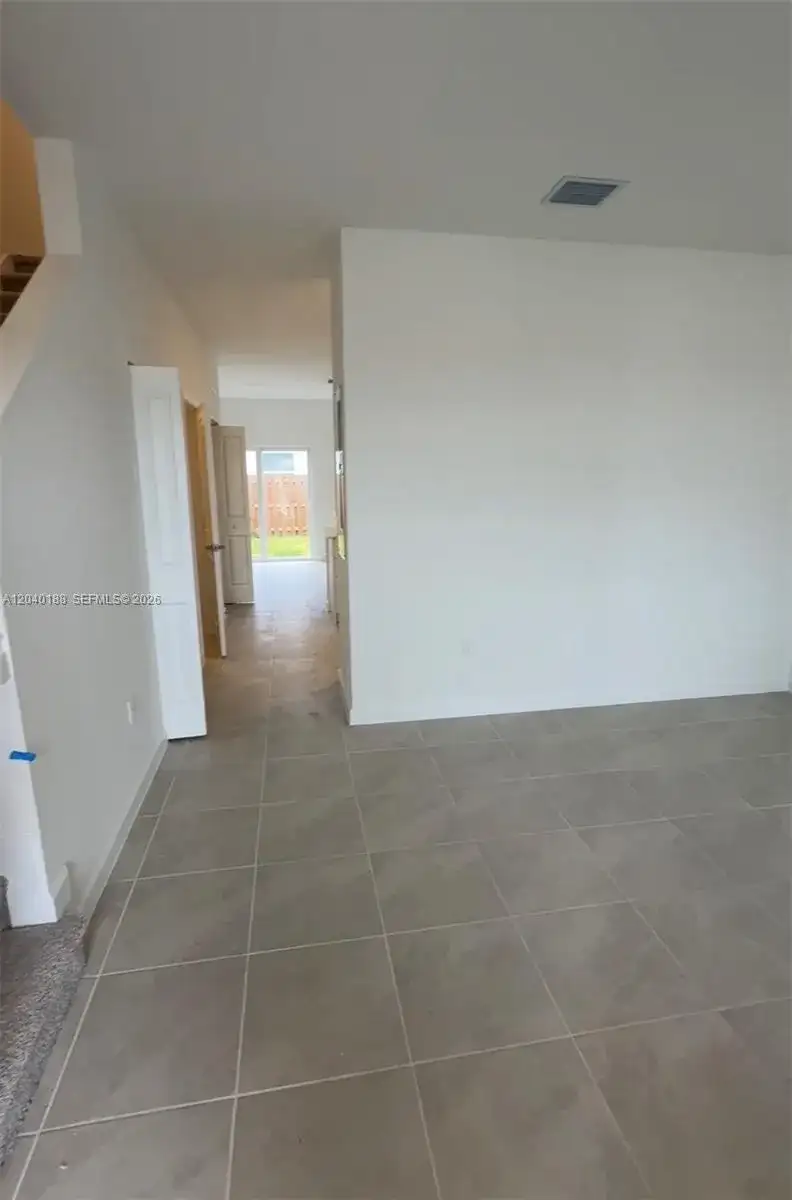 17950 SW 357TH TER, Florida City FL 33034 photo 3