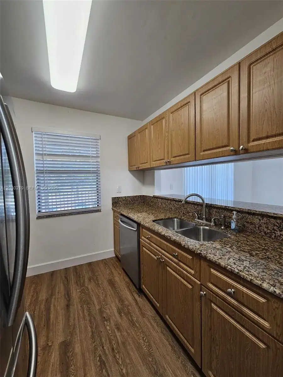3252 Foxcroft Rd # 216, Miramar FL 33025 photo 5