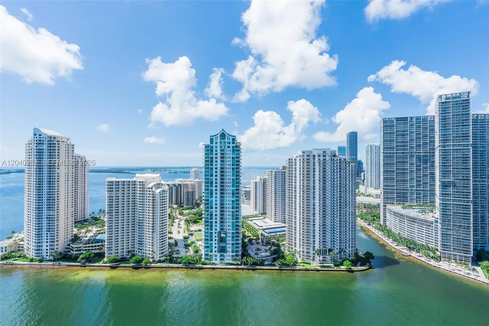 325 S Biscayne Blvd # 3821, Miami FL 33131 photo 5