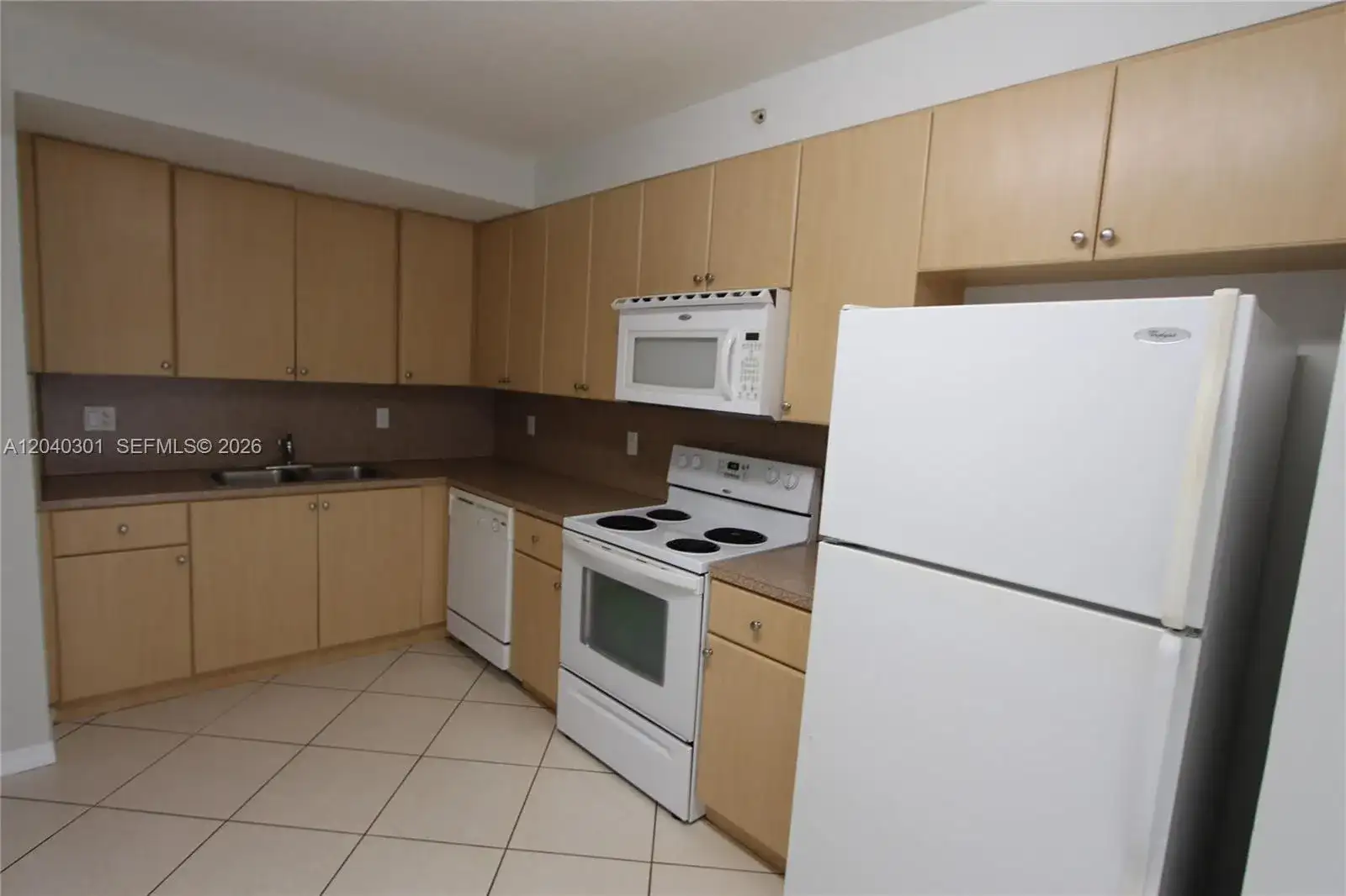 22931 SW 88th Pl # 105, Cutler Bay FL 33190 photo 5