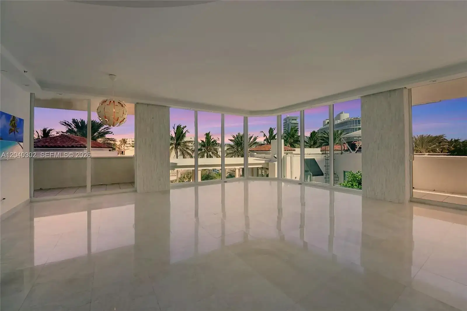 300 S Pointe Dr # 405, Miami Beach FL 33139 photo 4
