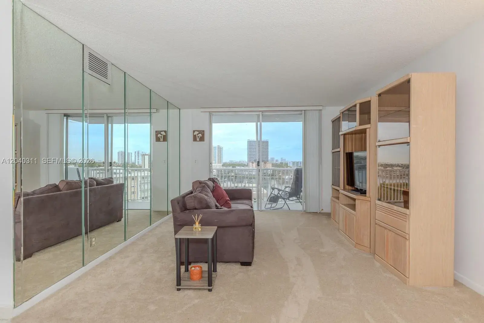 137 Golden Isles Dr # 809, Hallandale Beach FL 33009