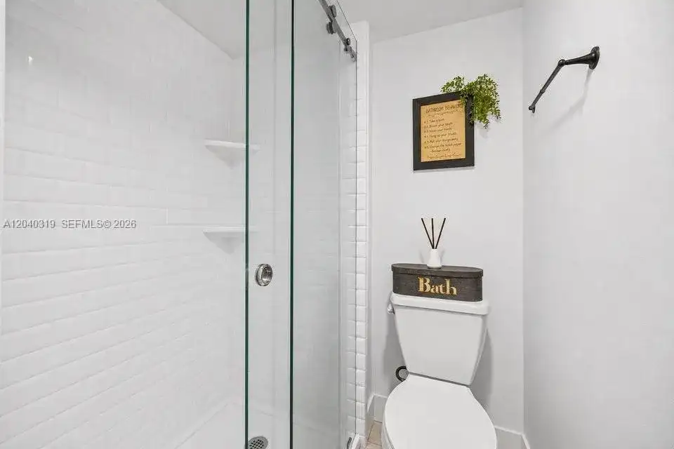 860 SE 6th Ave # 409, Deerfield Beach FL 33441 photo 5