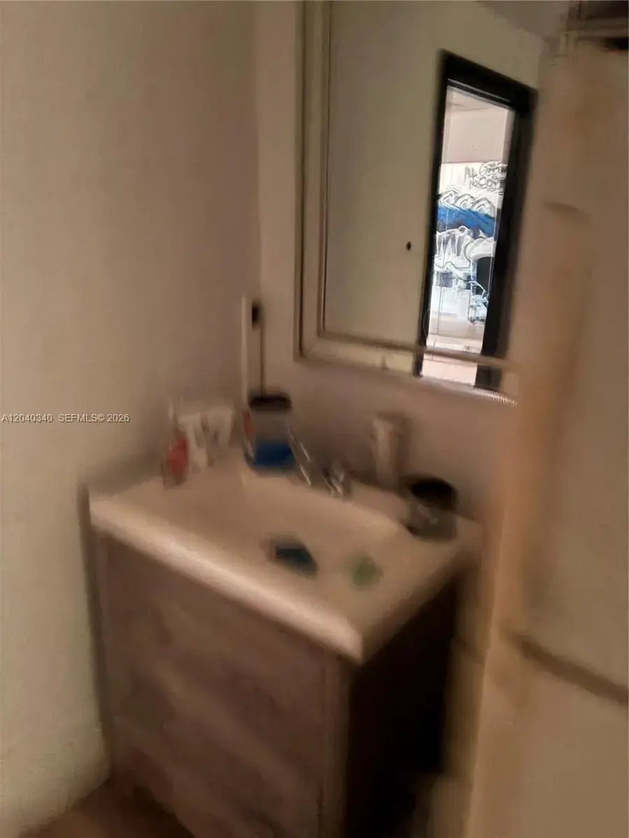 817 NW 54, Miami FL 33127