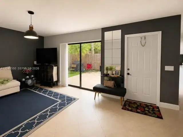 9954 NW 6th Pl, Plantation FL 33324 photo 5