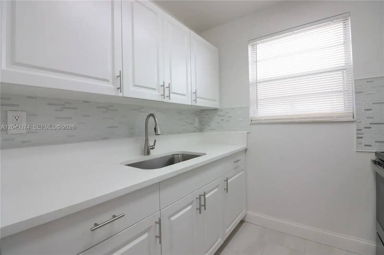 400 NE 1st St # 108, Hallandale Beach FL 33009 photo 5