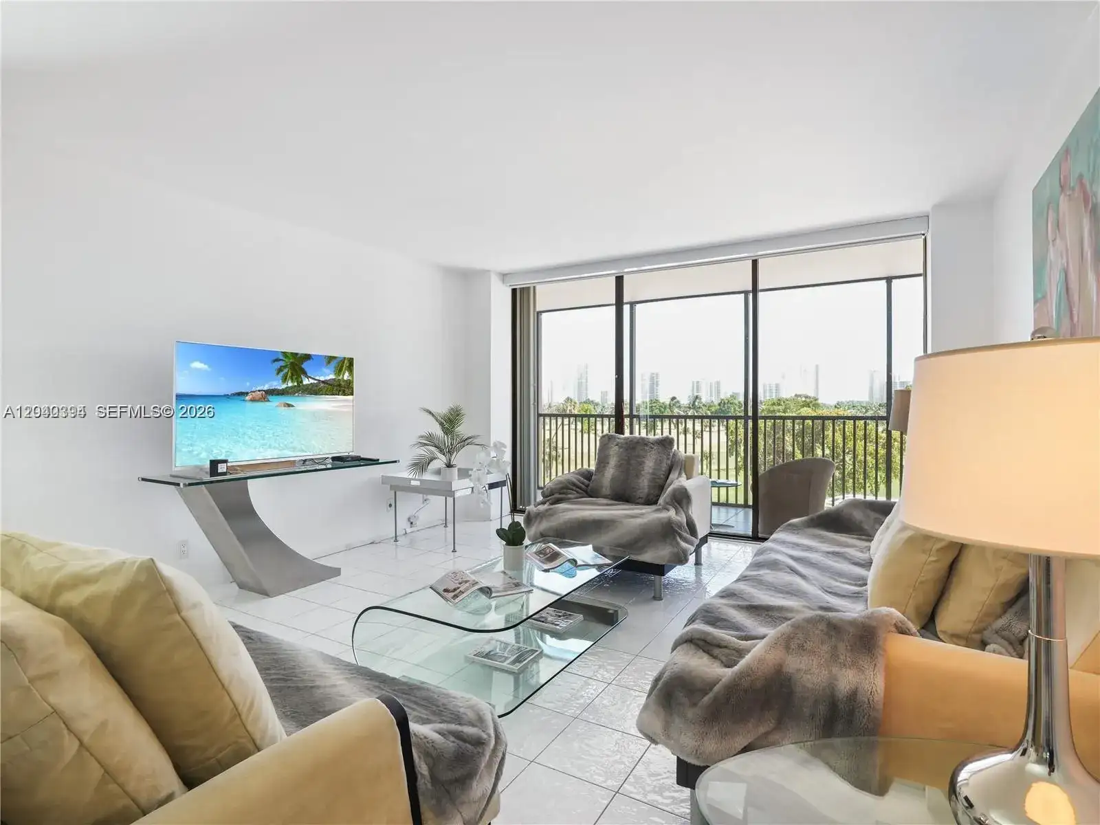 20379 W Country Club Dr # 536, Aventura FL 33180 photo 2