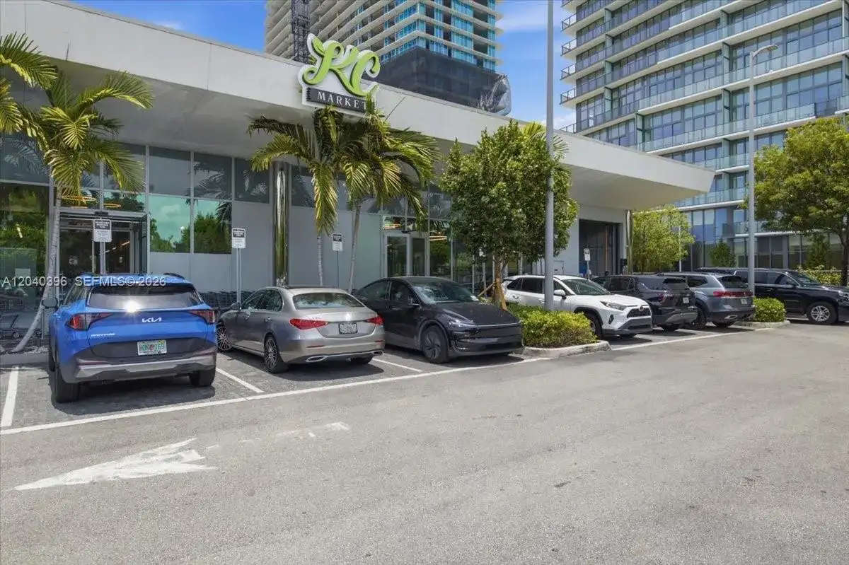 1002 E Hallandale Beach Blvd # 101, Hallandale Beach FL 33009 photo 3