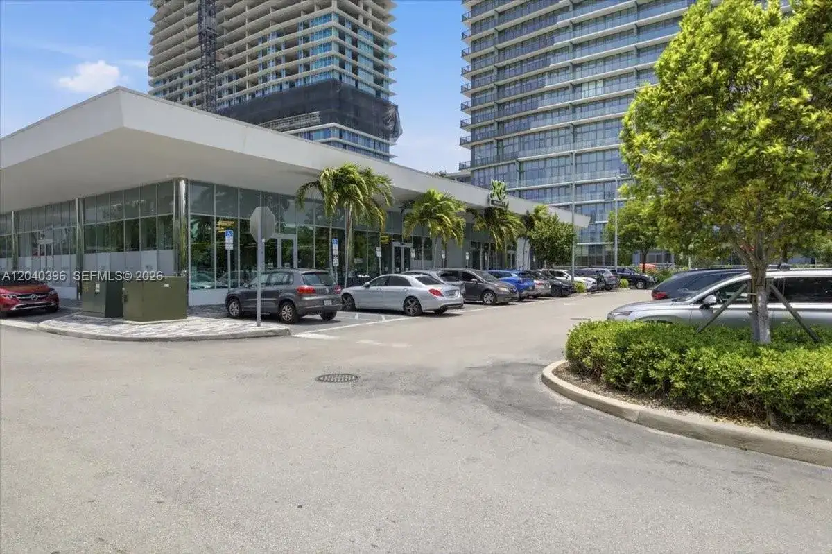 1002 E Hallandale Beach Blvd # 101, Hallandale Beach FL 33009 photo 4