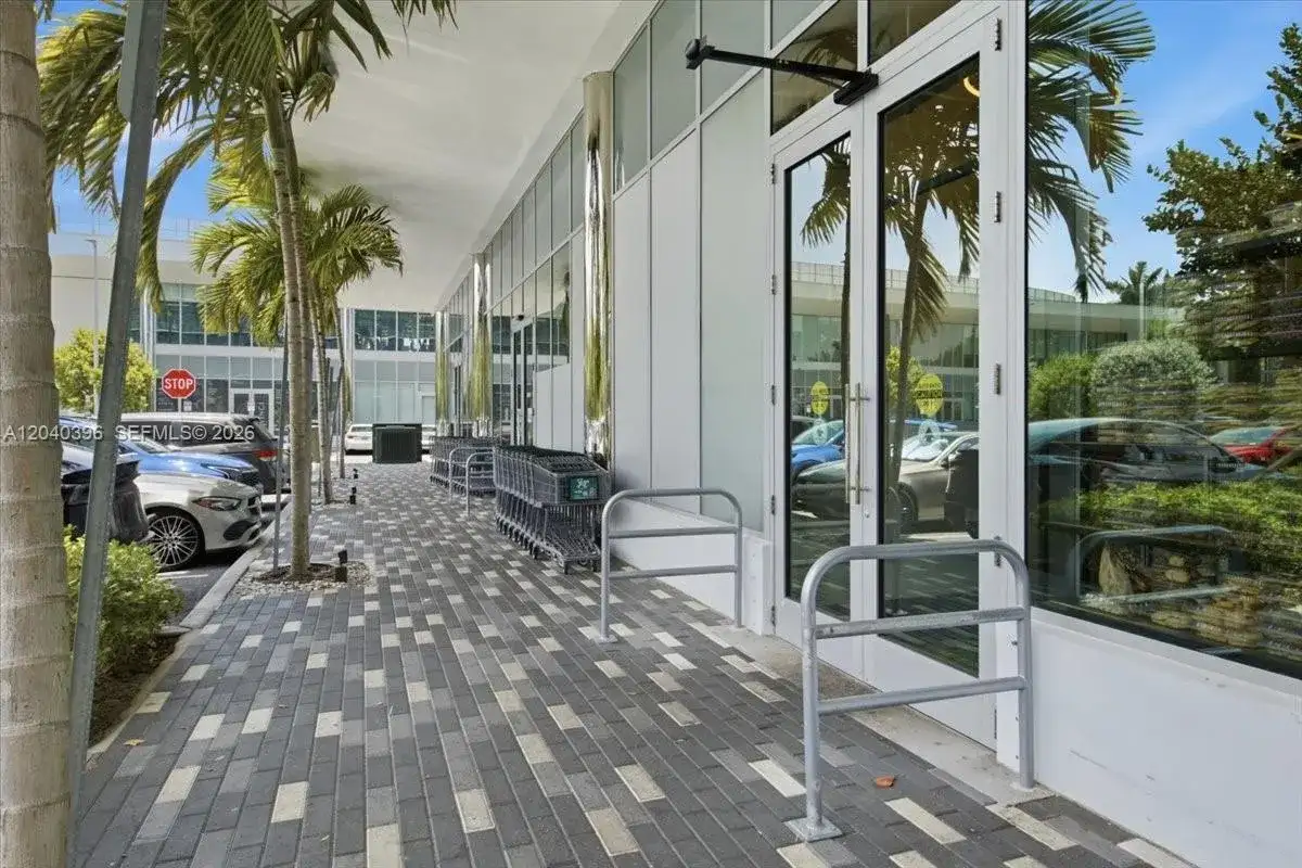 1002 E Hallandale Beach Blvd # 101, Hallandale Beach FL 33009 photo 5