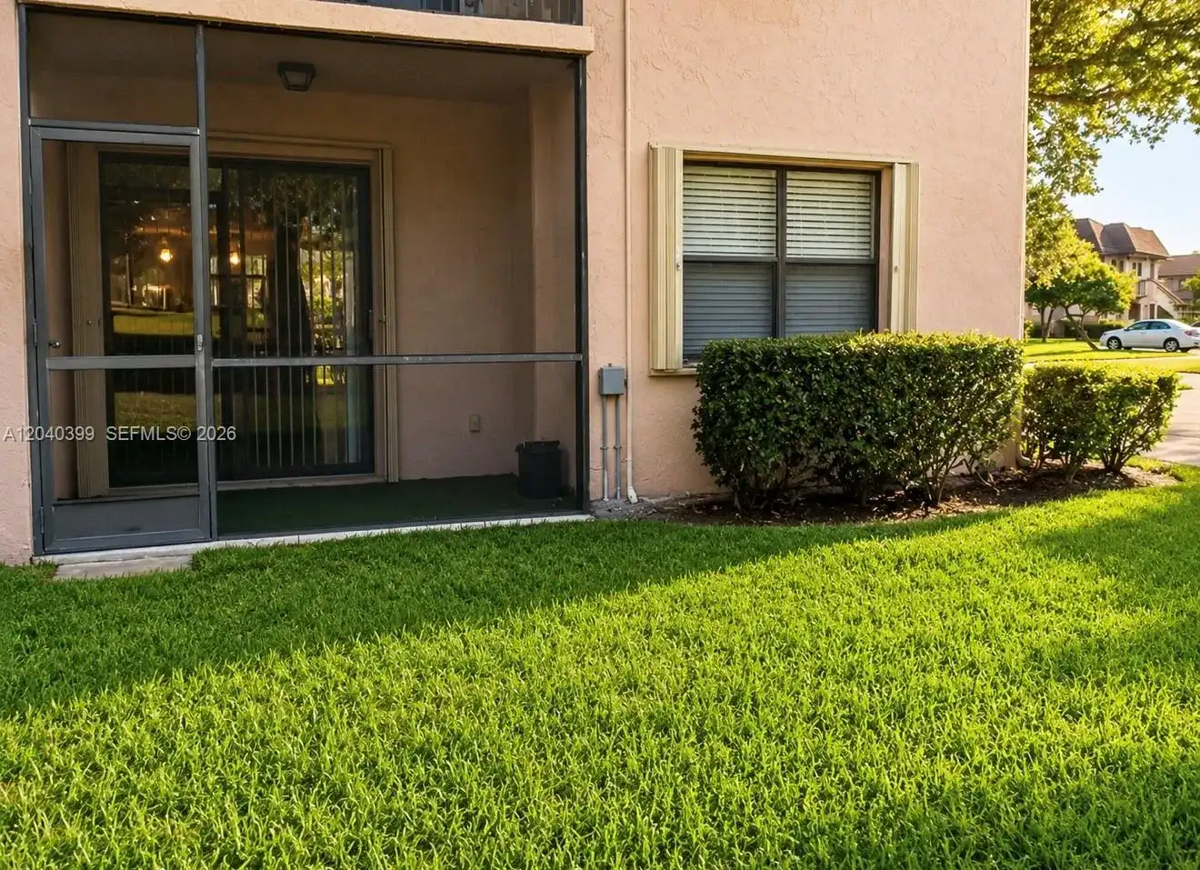 10325 NW 11th St # 101, Pembroke Pines FL 33026