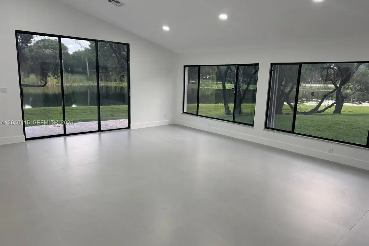 2360 Dover, Weston FL 33326