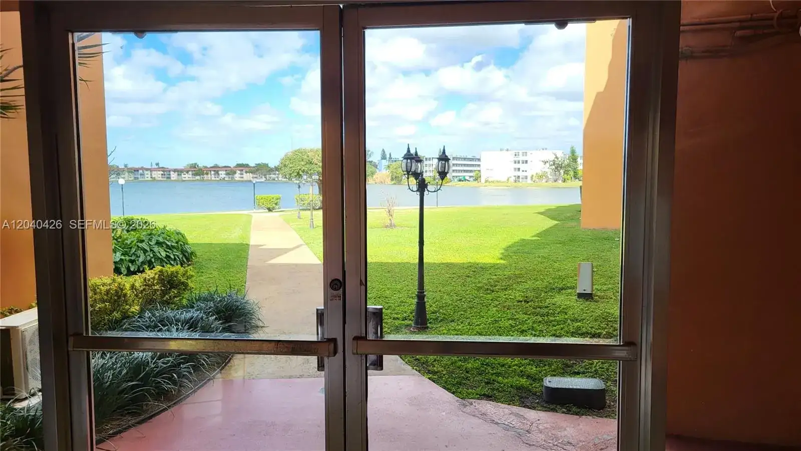 1591 NE Miami Gardens Dr # 306, Miami FL 33179 photo 4