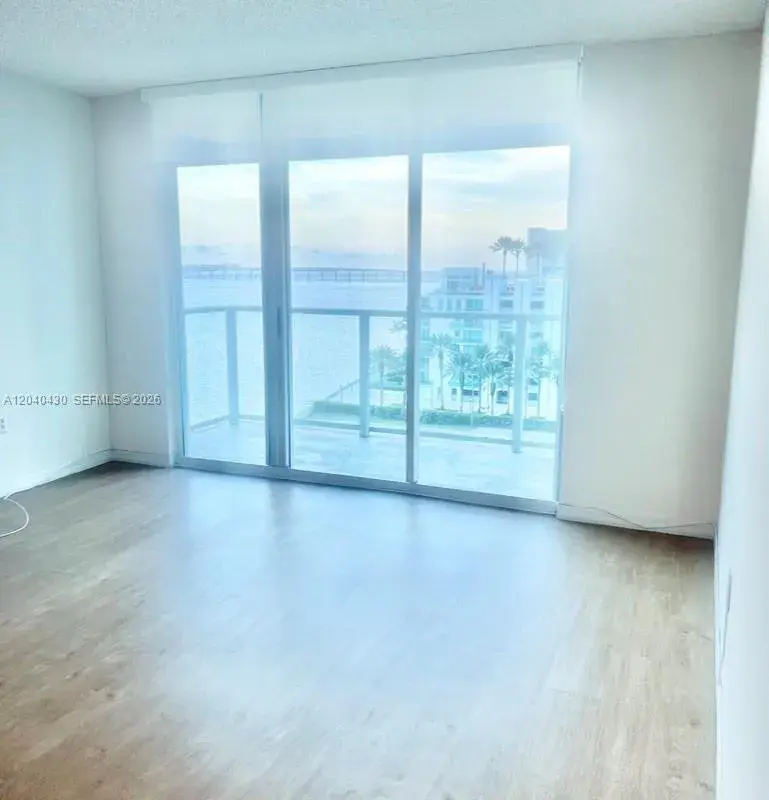 1155 BRICKELL BAY DR # 807, Miami FL 33131