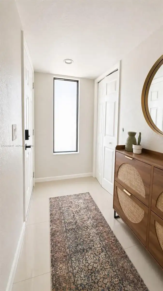 305 Lakeview Dr # 204, Weston FL 33326 photo 3