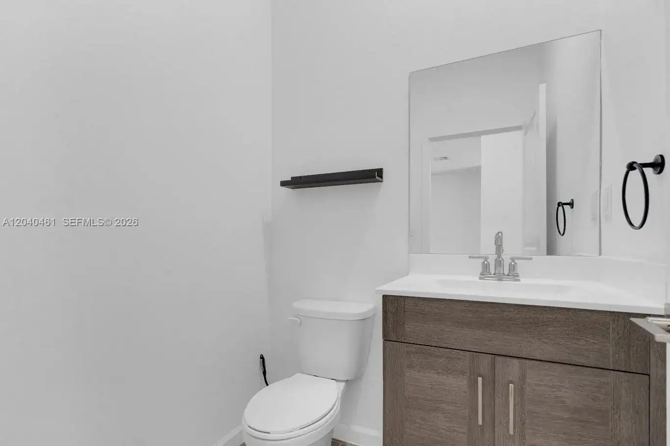 805 SE 18th St, Homestead FL 33034 photo 4